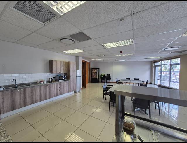609M² OFFICE TO LET IN ILLOVO